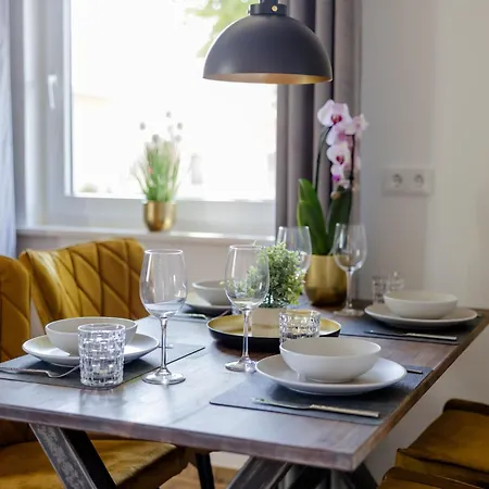 Apartment Uniqe Naehe Und Sky Tv Augsburg