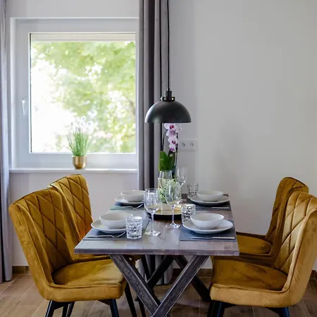 Uniqe Naehe Und Sky Tv Apartment *